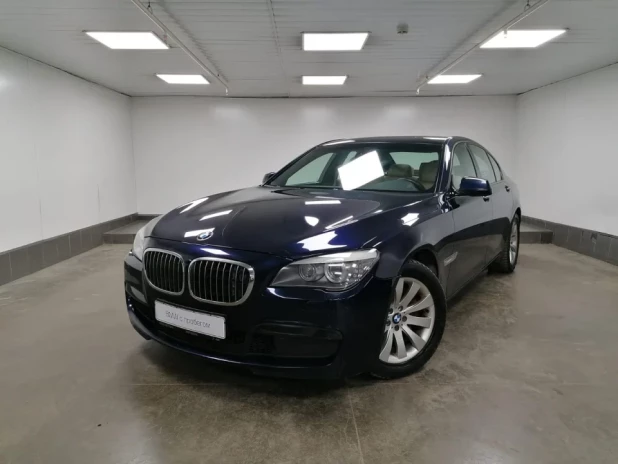 BMW 7 серия